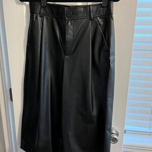 Zara Black Cropped Pants